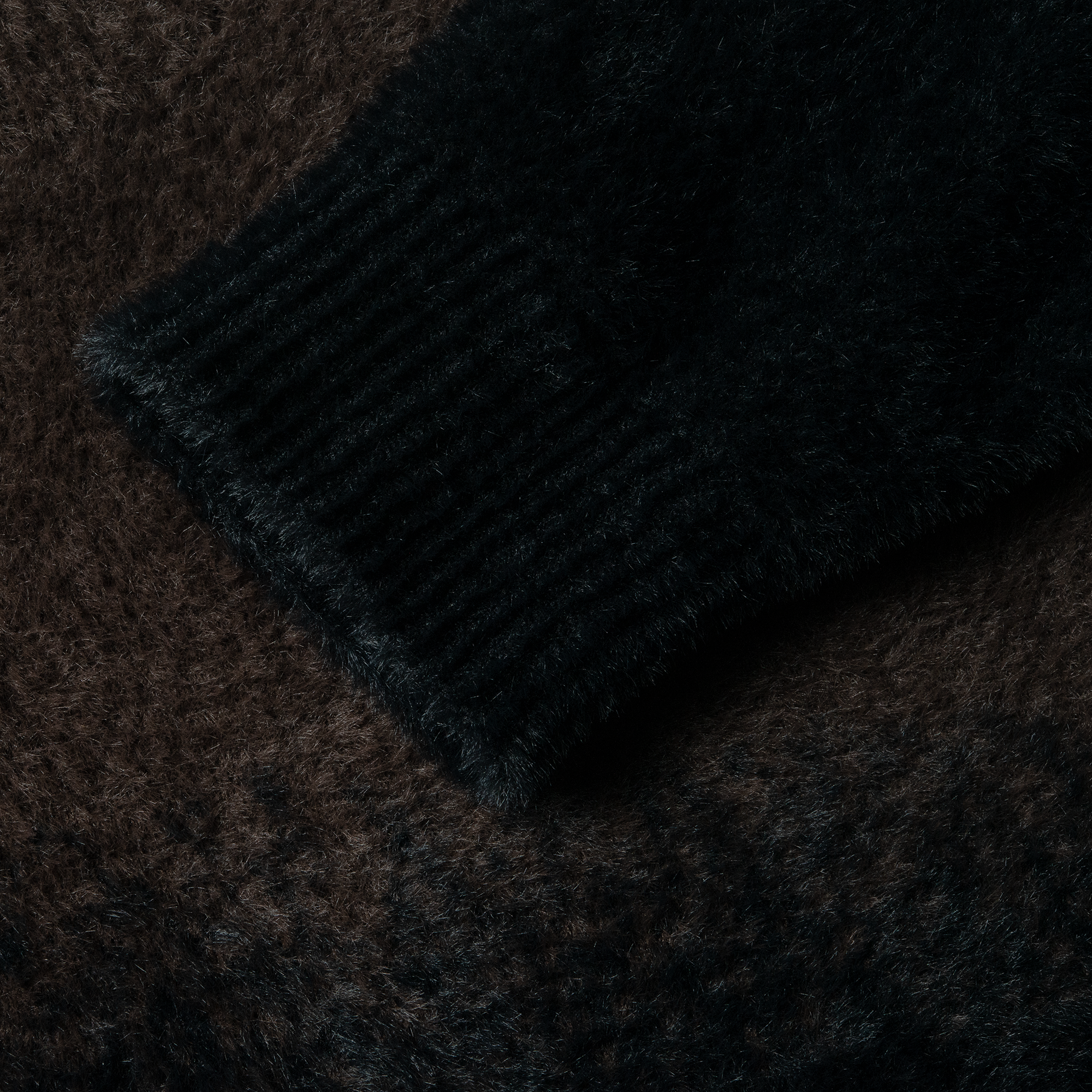 MOHAIR KNIT SWEATER