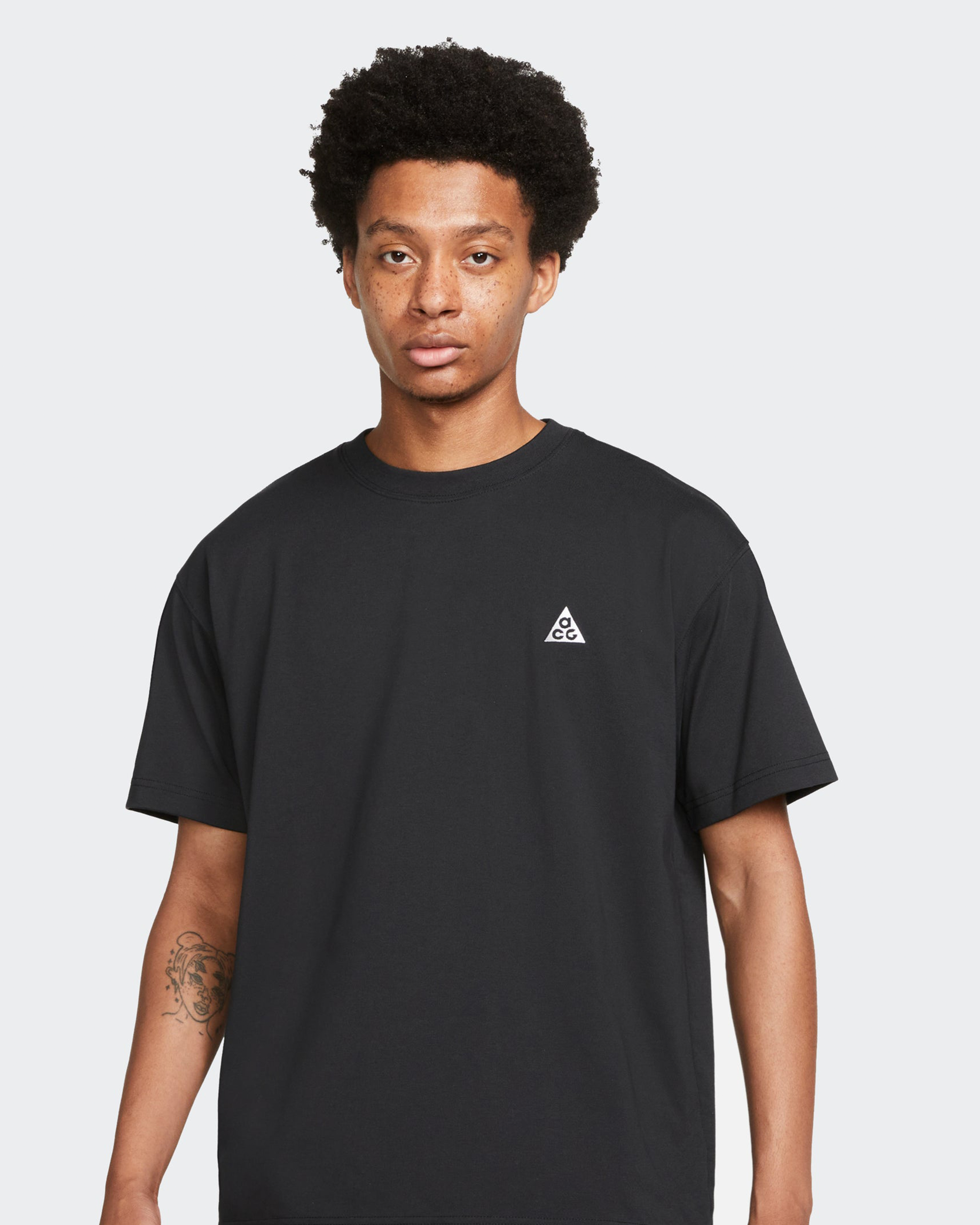 Embroidered Logo T-Shirt - Black