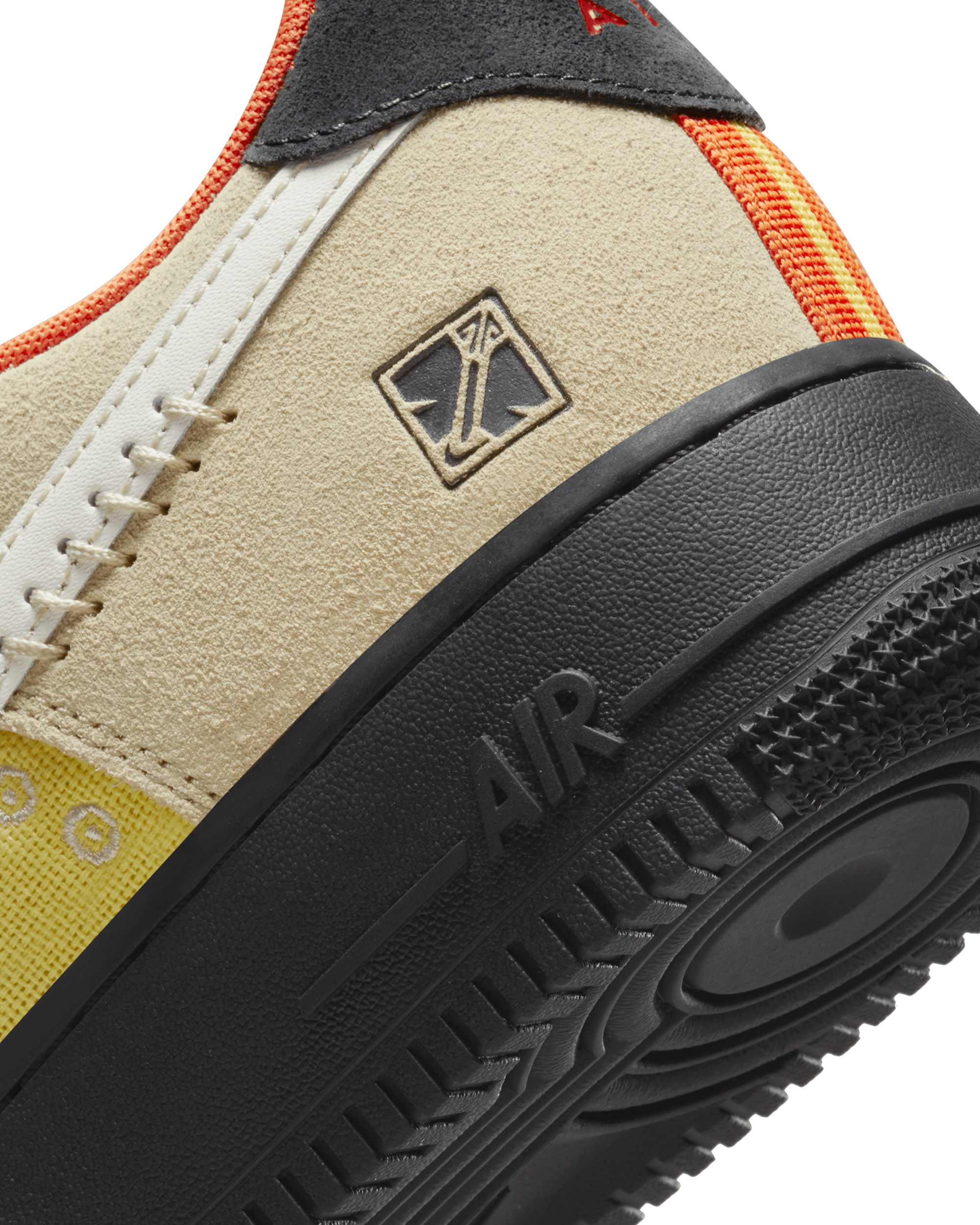 Air Force 1 '07 LX - Sanddrift / University Red / Lemon Wash