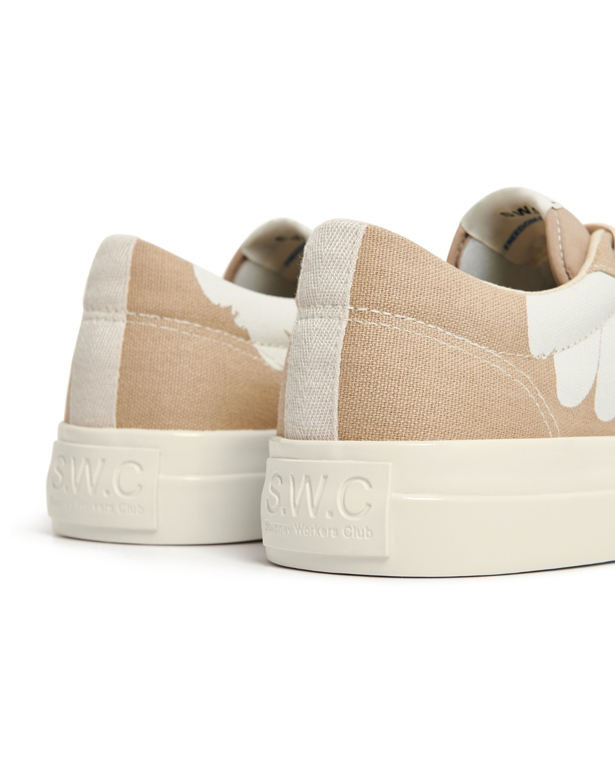 Dellow Shroom Hands - Sand / White